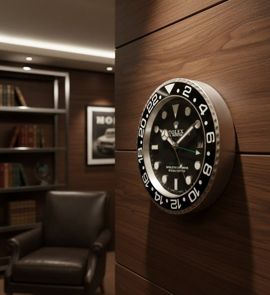 Luxury MasterTime Wall Clock in Golden